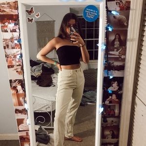 Meet your Posher, Chloe